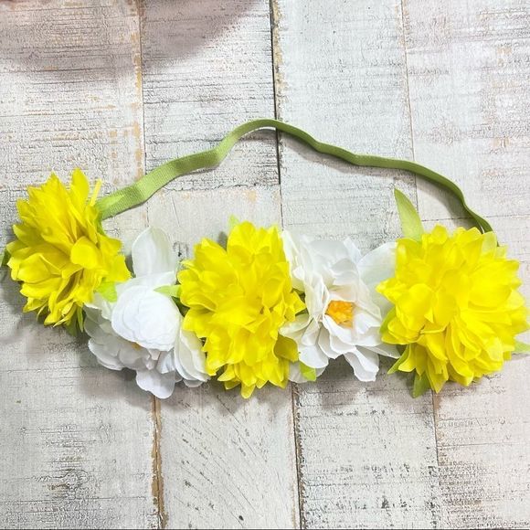 New Hand Made Yellow & White Floral Headband for Adults, Children or Infants - Picture 7 of 7